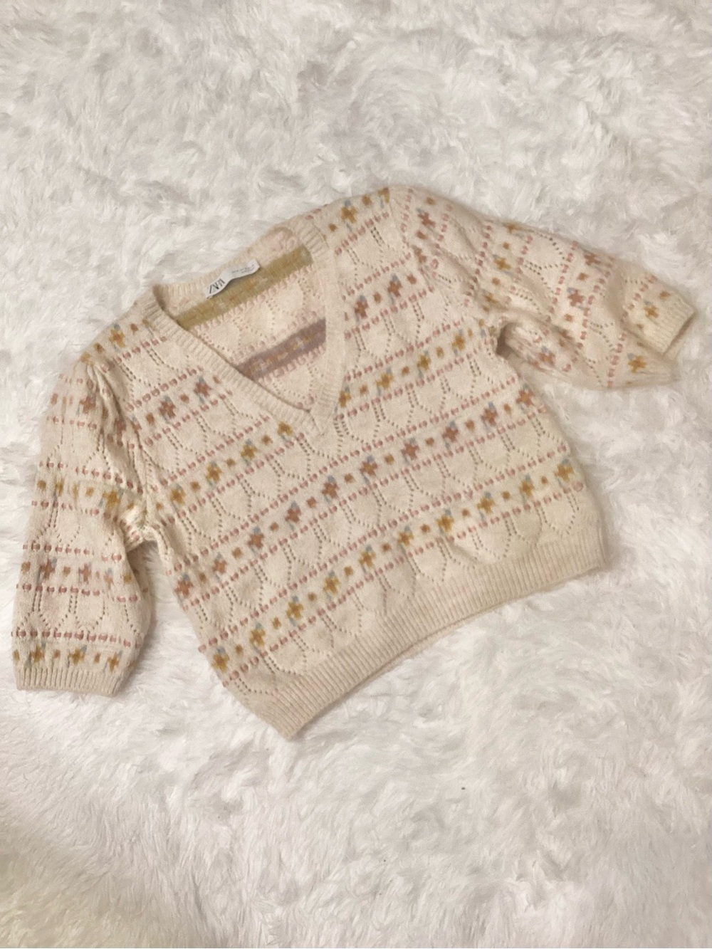 ZARA Cream V-Neck Knit Sweater with Pink and Mustard Accents